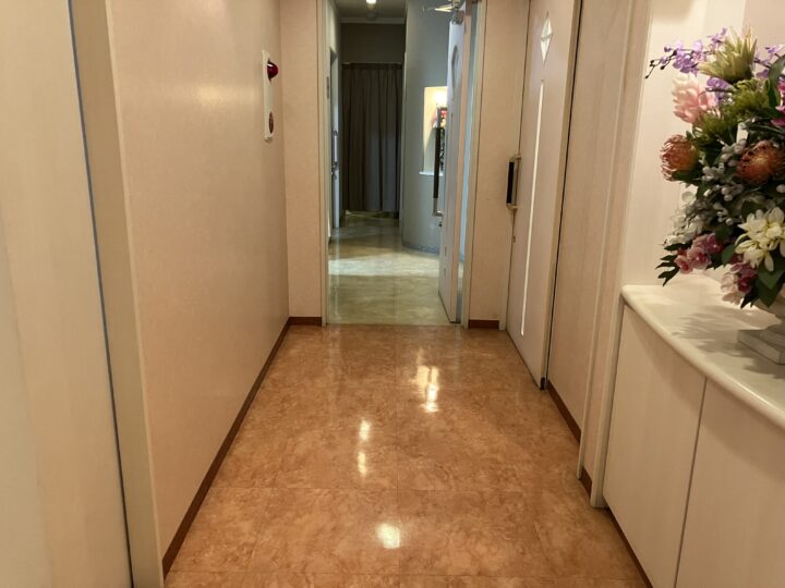 クリニック廊下